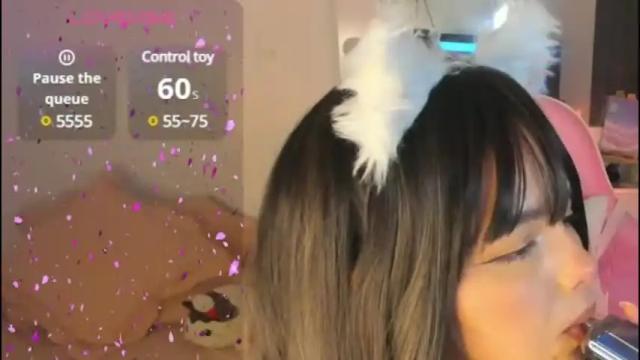 Image 10 of girl_alana Stream on Chaturbate on 2 months ago