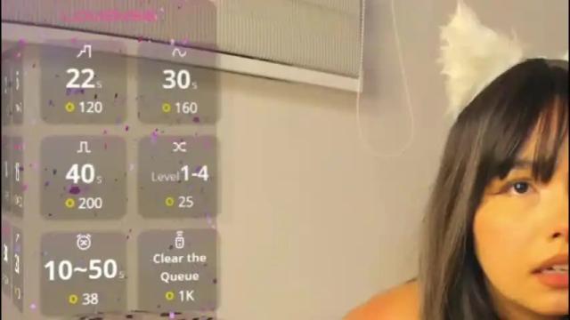 Image 3 of girl_alana Stream on Chaturbate on 2 months ago