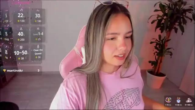 Image 7 of girl_alana Stream on Chaturbate on 1 month ago