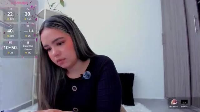 Image 7 of girl_alana Stream on Chaturbate on 1 month ago