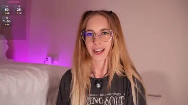 Image 10 of girl_i_am Stream on Chaturbate on 27 days ago