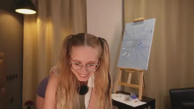 Image 4 of girl_i_am Stream on Chaturbate on 2 months ago