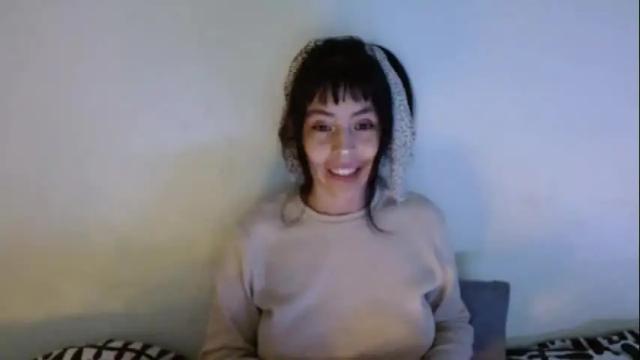 Image 3 of girl_marvel1 Stream on Chaturbate on 13 days ago