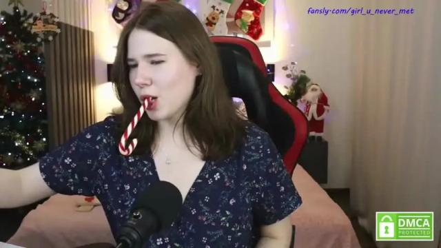 Image 8 of girl_u_never_met Stream on Chaturbate on 16 months ago