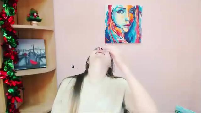 Image 4 of girl_with_cinnamon Stream on Chaturbate on 17 months ago