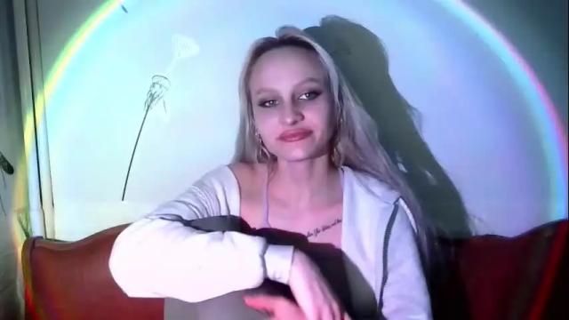 Image 6 of girlfriend_night Stream on Chaturbate on 3 months ago