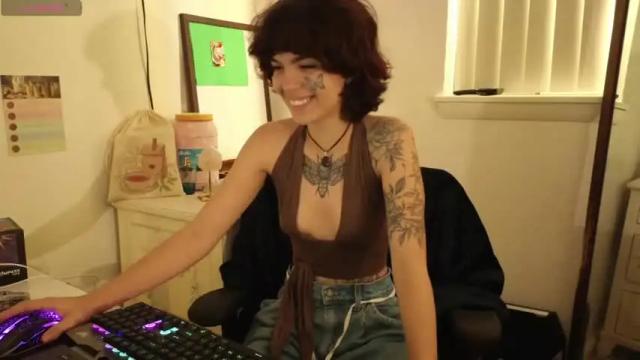 Image 3 of girlnamedblue Stream on Chaturbate on 15 months ago