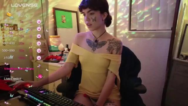 Image 6 of girlnamedblue Stream on Chaturbate on 15 months ago