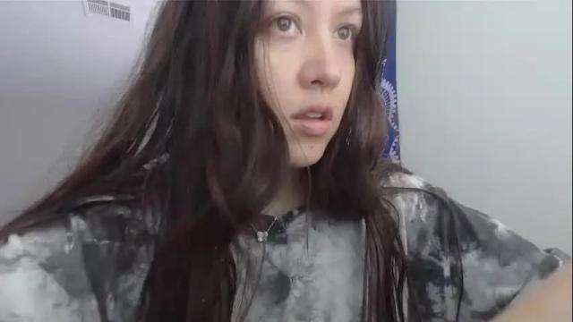 Image 4 of girlnextdoor702 Stream on Chaturbate on 13 months ago