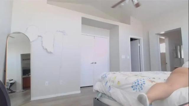 Image 2 of girlnextdoor702 Stream on Chaturbate on 12 months ago