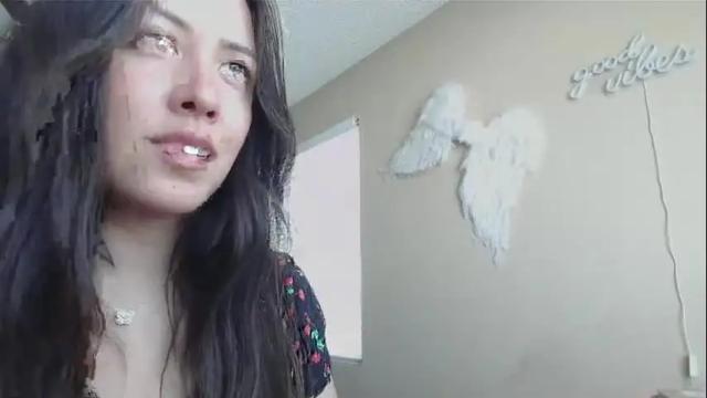 Image 2 of girlnextdoor702 Stream on Chaturbate on 2 months ago