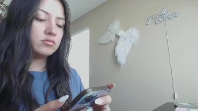 Image 2 of girlnextdoor702 Stream on Chaturbate on 2 months ago