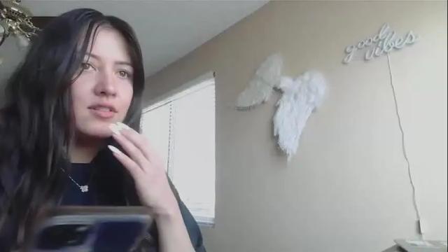 Image 4 of girlnextdoor702 Stream on Chaturbate on 2 months ago