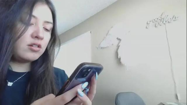 Image 12 of girlnextdoor702 Stream on Chaturbate on 1 month ago
