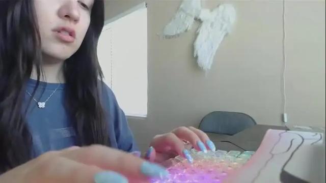 Image 8 of girlnextdoor702 Stream on Chaturbate on 1 month ago