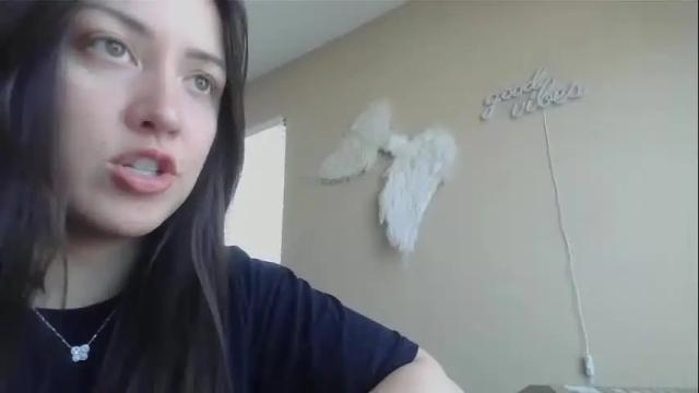 Image 4 of girlnextdoor702 Stream on Chaturbate on 1 month ago