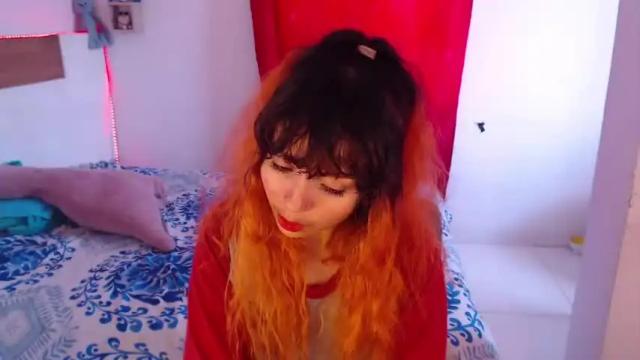 Image 7 of girlredkush Stream on Chaturbate on 14 months ago