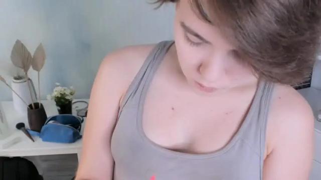 Image 8 of girlwithbag Stream on Chaturbate on 15 months ago