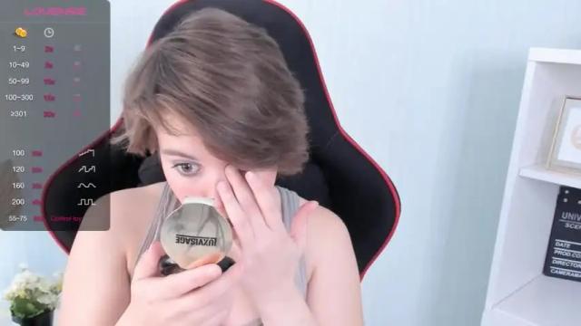 Image 11 of girlwithbag Stream on Chaturbate on 15 months ago