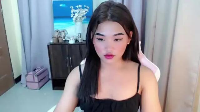 Image 6 of girlytranseva Stream on Chaturbate on 14 months ago