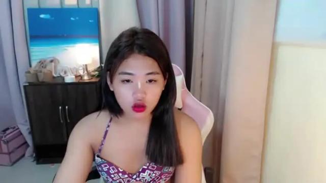 Image 4 of girlytranseva Stream on Chaturbate on 13 months ago