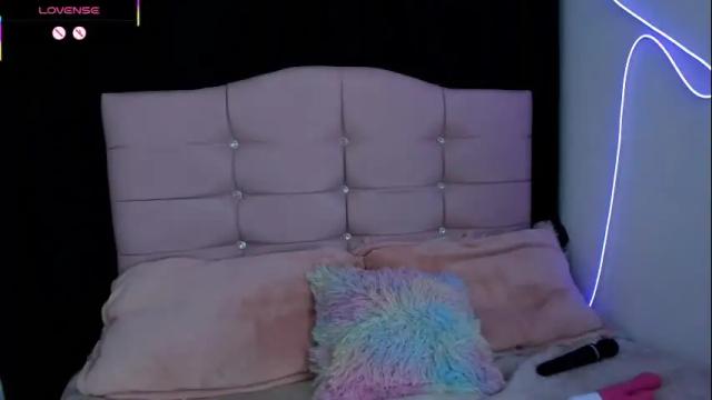 Image 3 of gisell_s Stream on Chaturbate on 6 months ago