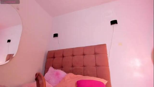Image 11 of gisellmejia Stream on Chaturbate on 3 months ago