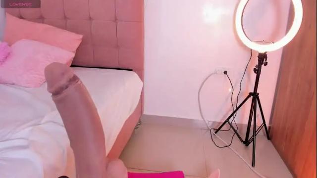 Image 4 of gisellmejia Stream on Chaturbate on 2 months ago