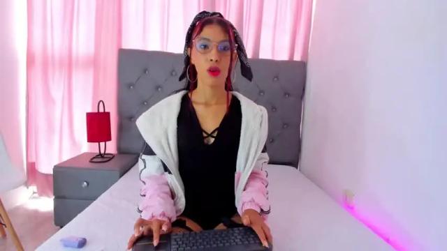 Image 3 of gisellparker01 Stream on Chaturbate on 13 months ago
