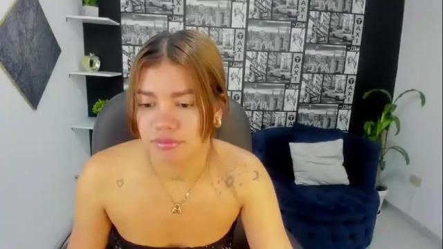 Image 6 of gissel_angel Stream on Chaturbate on 1 month ago