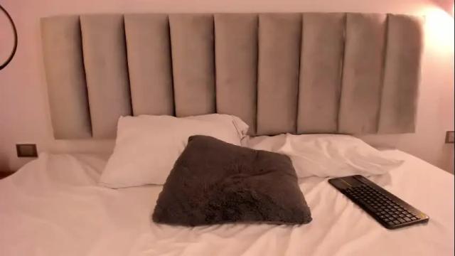 Image 4 of gisselle_palmer Stream on Chaturbate on 1 month ago