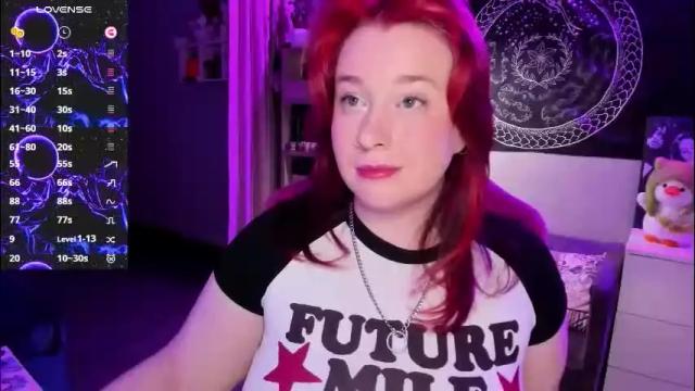 Image 2 of gitera_ Stream on Chaturbate on 4 months ago