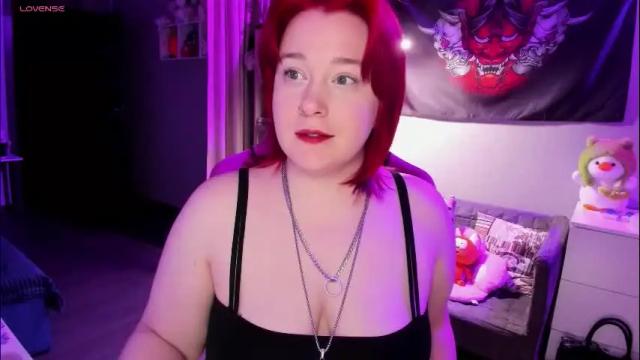 Image 2 of gitera_ Stream on Chaturbate on 12 days ago