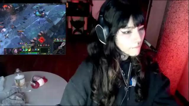 Image 3 of givenom Stream on Chaturbate on 1 month ago