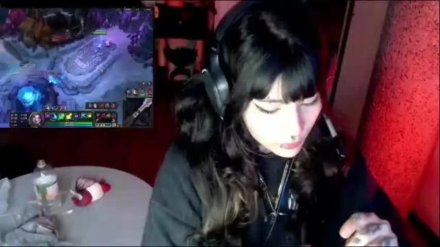 Image 4 of givenom Stream on Chaturbate on 1 month ago