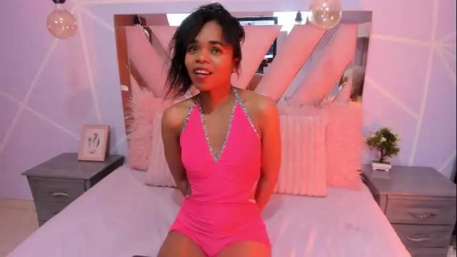 Image 11 of gletty_noa Stream on Chaturbate on 1 month ago