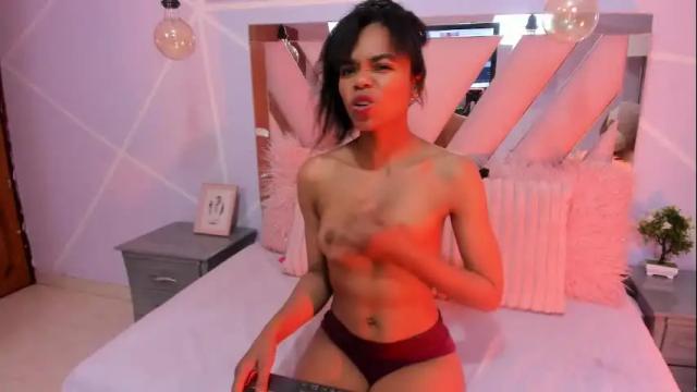Image 2 of gletty_noa Stream on Chaturbate on 1 month ago