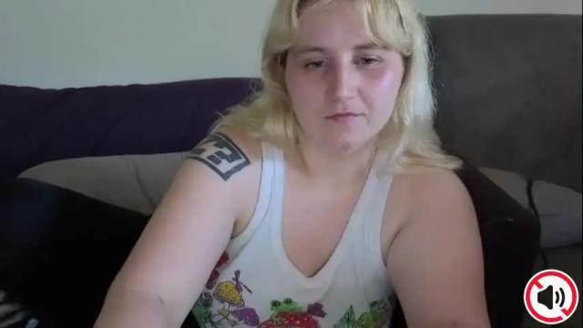 Image 12 of glitchwitch Stream on Chaturbate on 1 month ago
