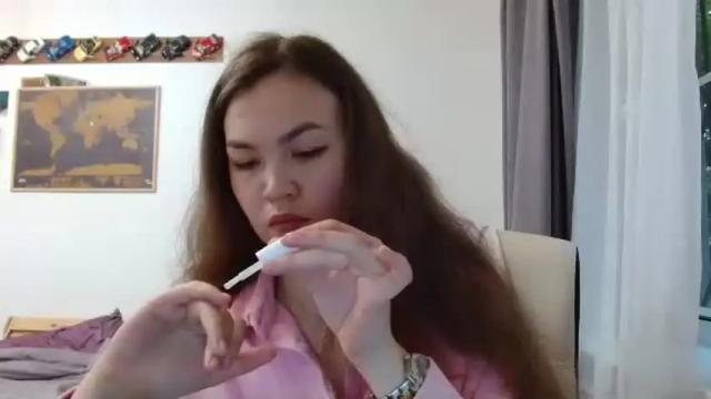 Image 3 of glitter_doll Stream on Chaturbate on 4 months ago