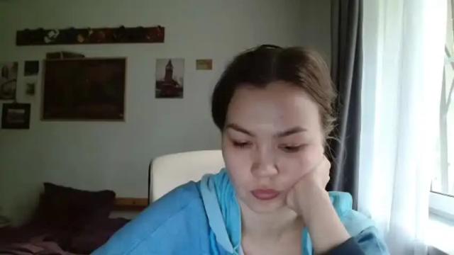 Image 12 of glitter_doll Stream on Chaturbate on 4 months ago