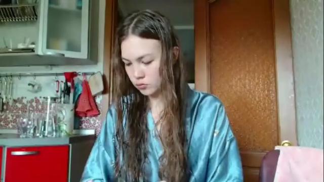 Image 4 of glitter_doll Stream on Chaturbate on 3 months ago