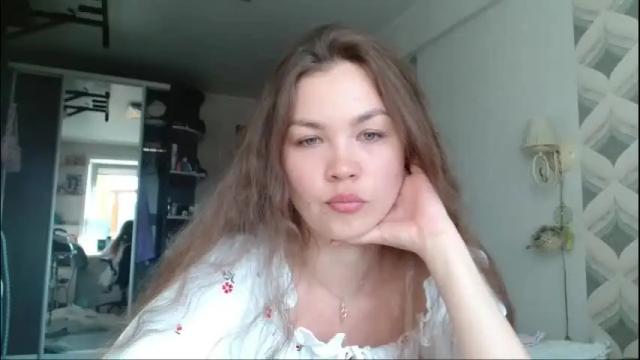 Image 11 of glitter_doll Stream on Chaturbate on 2 months ago