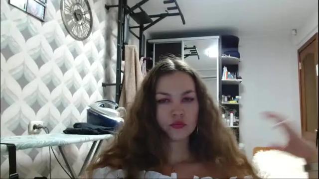 Image 6 of glitter_doll Stream on Chaturbate on 2 months ago