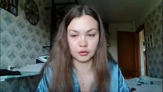 Image 3 of glitter_doll Stream on Chaturbate on 2 months ago