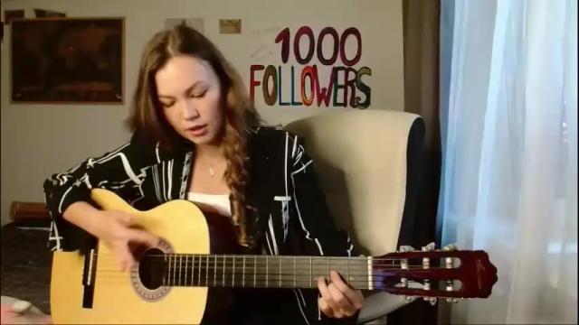 Image 10 of glitter_doll Stream on Chaturbate on 29 days ago