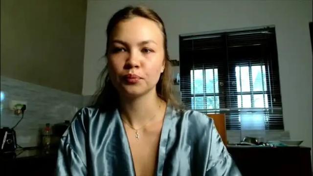 Image 7 of glitter_doll Stream on Chaturbate on 19 hours ago