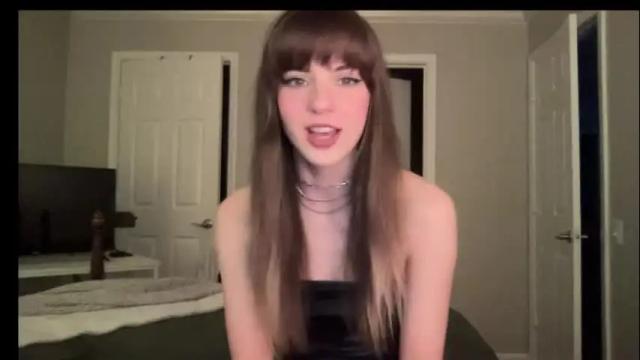 Image 7 of glitterglock Stream on Chaturbate on 5 months ago