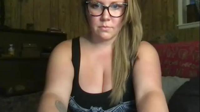 Thumbnail 2, glitterkitty_108's Stream at Chaturbate, 13 months ago