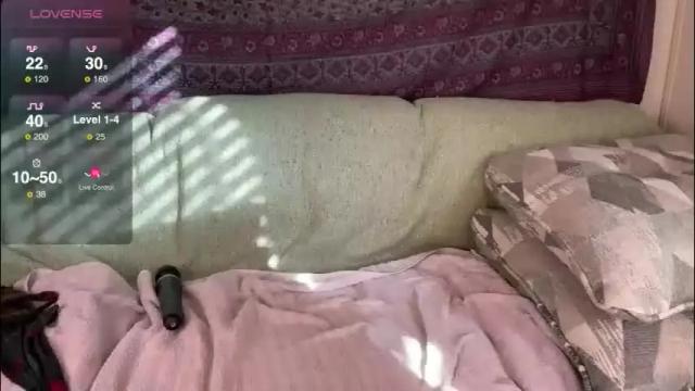 Image 11 of glitterkitty_108 Stream on Chaturbate on 1 month ago