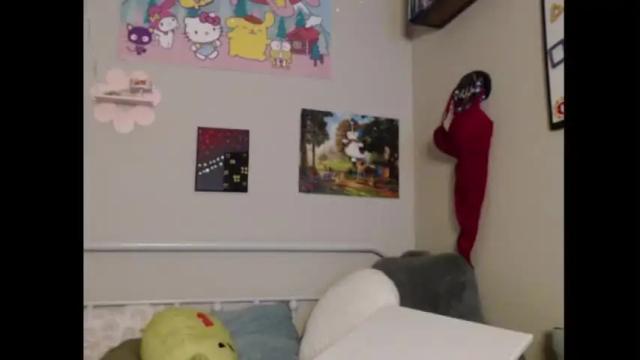 Thumbnail 2, glitterspace's Stream at Chaturbate, 23 months ago